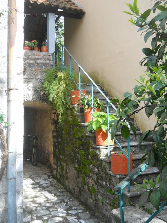 Apartments Subotic Risan Esterno foto